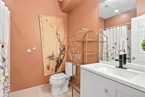 Bath - 9 Ash Rd, Fishkill, NY 12590 photo 5 of 6
