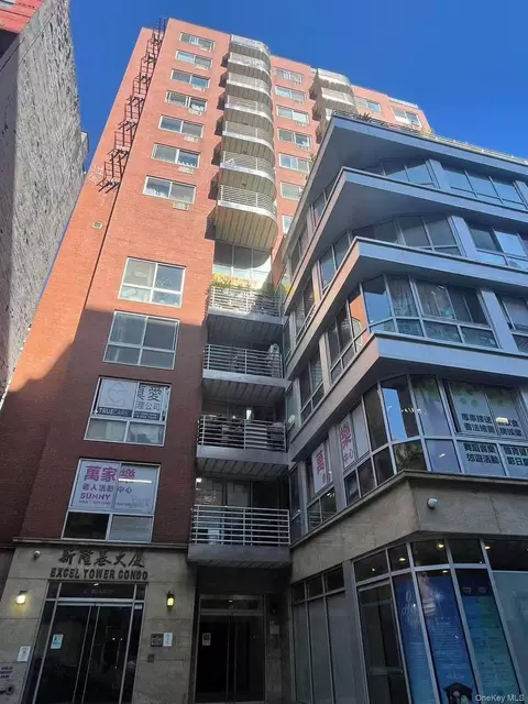 31 Monroe St #7A, New York, NY 10002