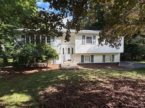 6 Bell Ct, Ramapo, NY 10901