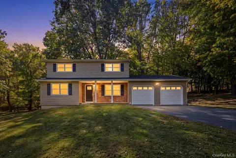 36 Montclair Ave, Ramapo, NY 10952