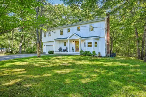 Other - 57 Hampton Ct, Bridgehampton, NY 11932 photo 1 of 10