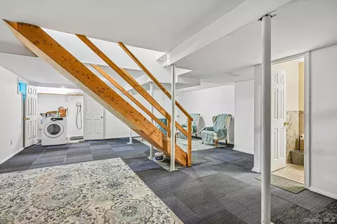 Entry Way - 57 Hampton Ct, Bridgehampton, NY 11932 photo 1 of 1