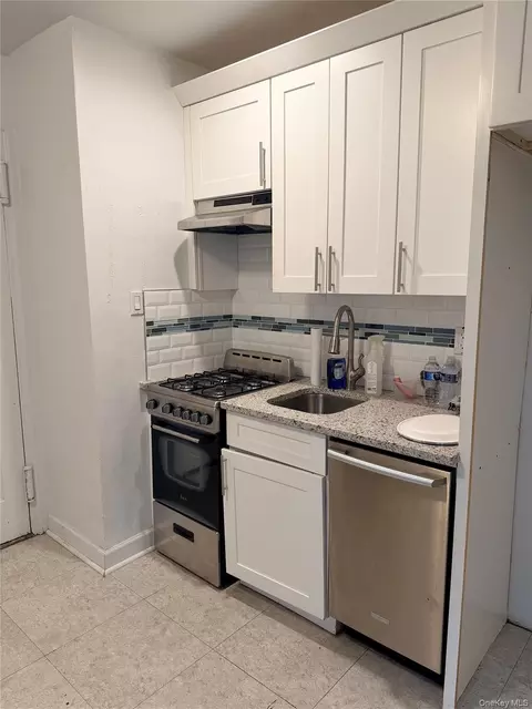 105-24 63rd Dr #3L, Forest Hills, NY 11375