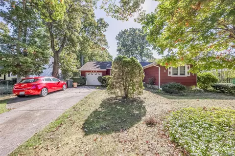 458 Johnson Ave, Ronkonkoma, NY 11779