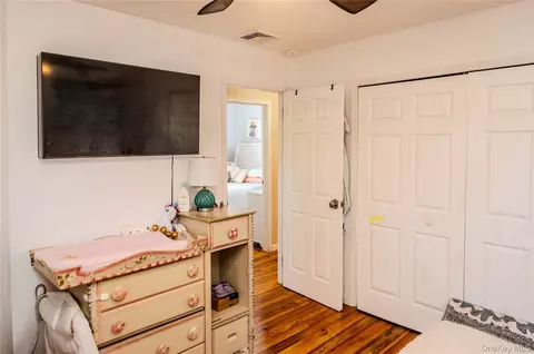 Bedroom - 60 S Gate Dr, Poughkeepsie, NY 12601 photo 4 of 5