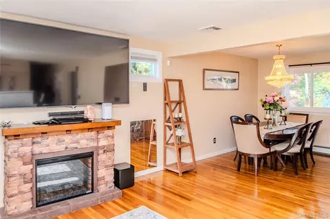 Living - 60 S Gate Dr, Poughkeepsie, NY 12601 photo 2 of 2