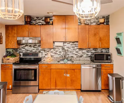 Kitchen - 60 S Gate Dr, Poughkeepsie, NY 12601 photo 3 of 5