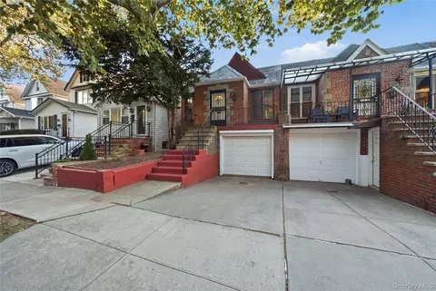 62-16 84th St, New York, NY 11379
