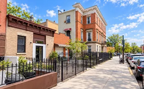 412 55th, New York, NY 11220