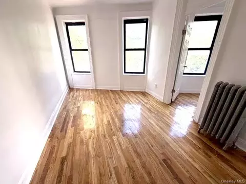 30 Macombs Pl #32, New York, NY 10039