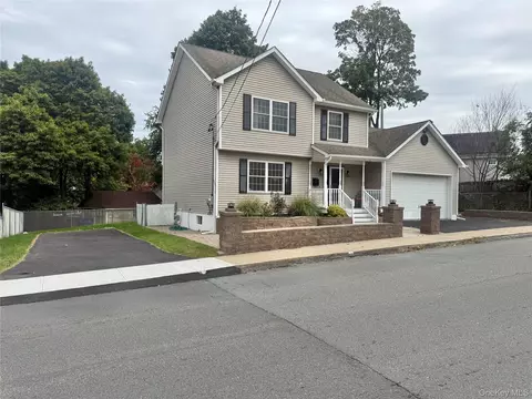 37-39 Wisner Ave, Middletown, NY 10940