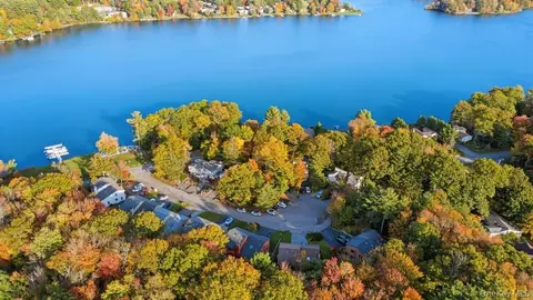 20 Lakeview Ct, Thompson, NY 12775