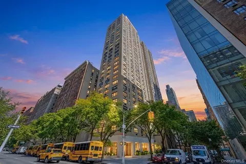 1065 Park Ave # 19C, New York, NY 10128