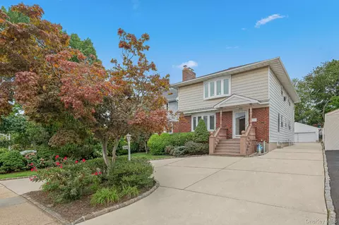 364 Nassau Blvd, West Hempstead, NY 11552