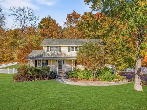 2159 Pondfield Ct, Yorktown, NY 10598