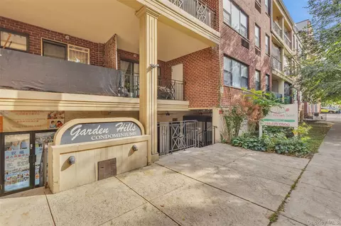 7119 162nd St #4E, New York, NY 11365