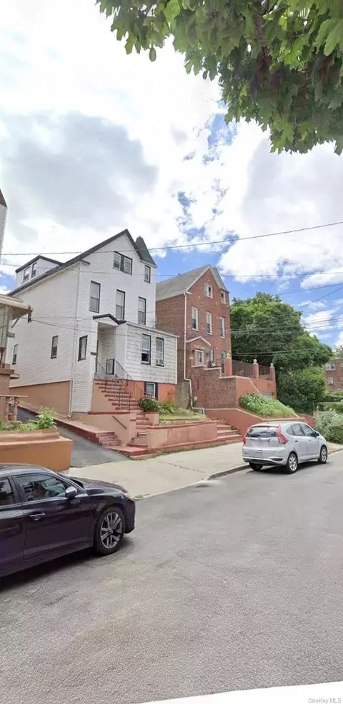 3324 Barker Ave, New York, NY 10467
