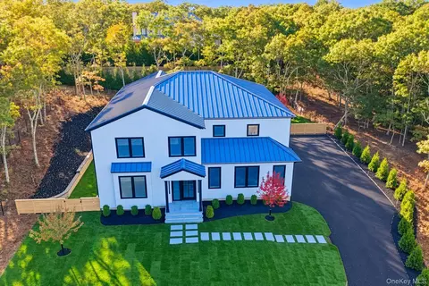 5 Terrace Ave, Southampton, NY 11968