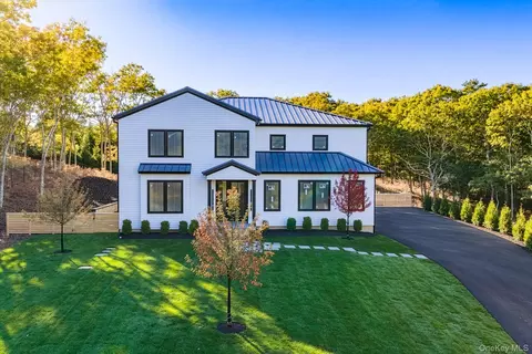 5 Terrace Ave, Southampton, NY 11968