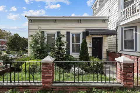 75 Dartmouth Ave, Yonkers, NY 10701