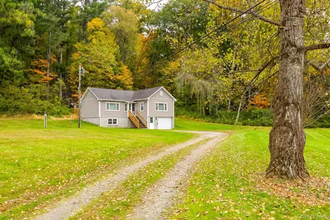 2268 Clove Rd, Union Vale, NY 12540
