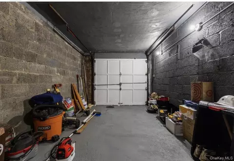 Exterior - 1147 E 223rd St, New York, NY 10466 photo 2 of 5