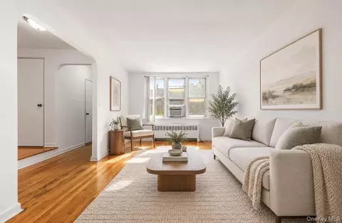 Living - 1147 E 223rd St, New York, NY 10466 photo 1 of 2