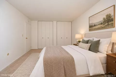 Bedroom - 5 Downing Pl #D, Poughkeepsie, NY 12603 photo 1 of 2
