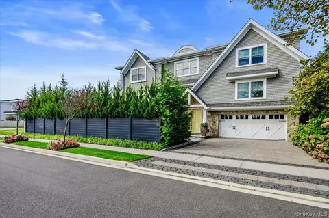 49 Tioga Ave, Atlantic Beach, NY 11509
