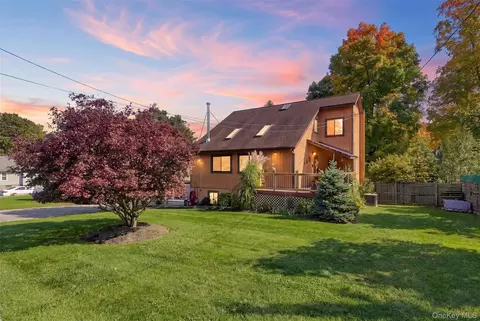 42 Western Ave, Wallkill, NY 10940