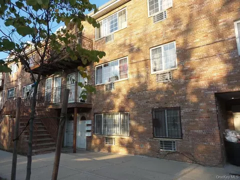3540 Ely Ave, New York, NY 10466