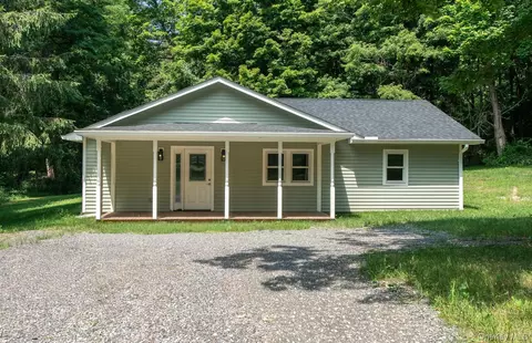 4523 Route 199, North East, NY 12546