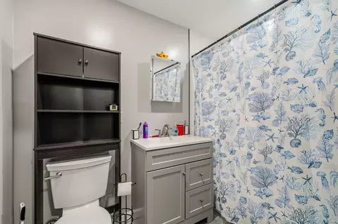 Bath - 161 Quaker St, Wallkill, NY 12589 photo 1 of 1