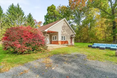 Other - 161 Quaker St, Wallkill, NY 12589 photo 1 of 8