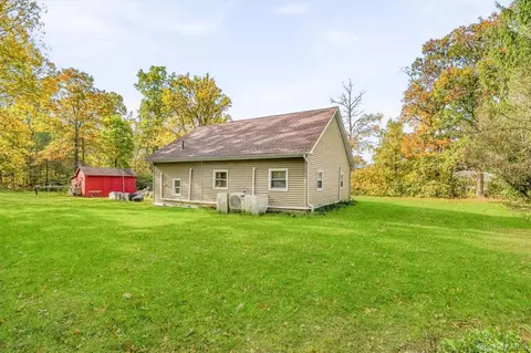 Exterior - 161 Quaker St, Wallkill, NY 12589 photo 3 of 10