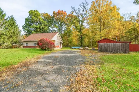 Exterior - 161 Quaker St, Wallkill, NY 12589 photo 2 of 10