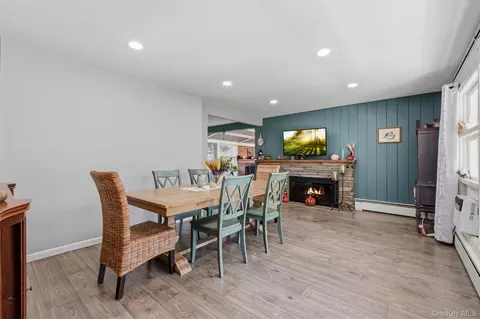 Dining - 23 Vail Rd, La Grange, NY 12603 photo 1 of 4