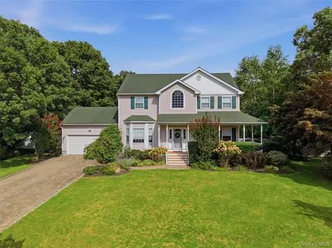469 Harrison Ave, Miller Place, NY 11764