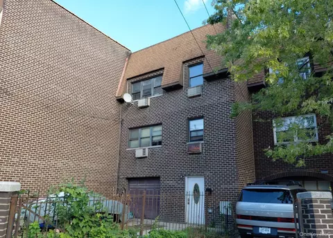 236 Meagher Ave, New York, NY 10465
