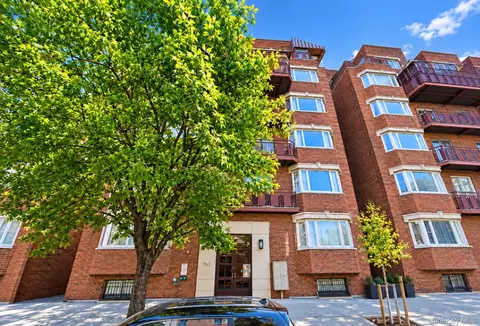 783 Bedford Ave #5, Brooklyn, NY 11205