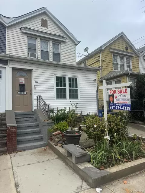 12603 103rd Ave, South Richmond Hill, NY 11419