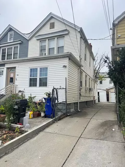 12603 103rd Ave, South Richmond Hill, NY 11419