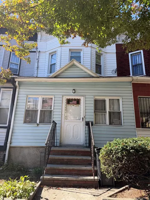 8638 89th St, New York, NY 11421