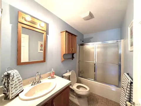 Bath - 32 Naples Dr, Poughkeepsie, NY 12603 photo 1 of 3