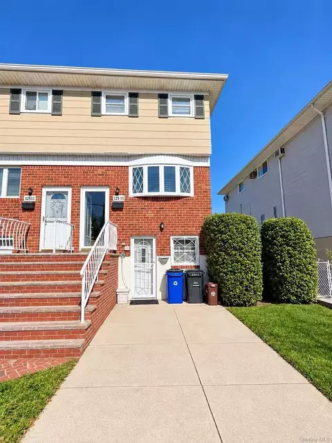 12515 11th Ave, New York, NY 11356
