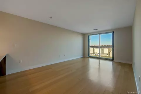 701 Ridge Hill Blvd #9A, Yonkers, NY 10710