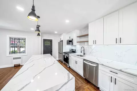 4059 Paulding Ave, New York, NY 10466