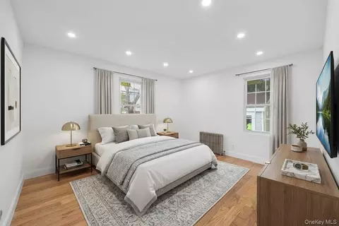 12217 Lucas St, New York, NY 11413