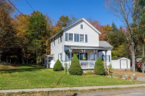 13 Goshen Rd, Windham, NY 12496 photo 2