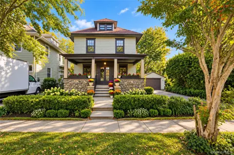29 Overhill Pl, Yonkers, NY 10704